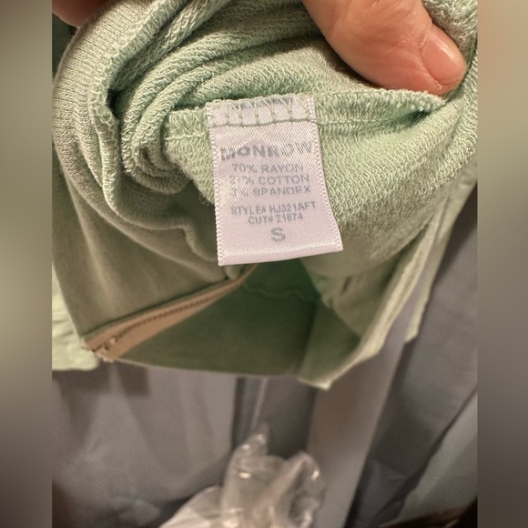 Monrow Supersoft Zip Up Hoodie Hoody Small Sage Matcha Jacket HJ321AFT NWT $168 - Picture 6 of 7